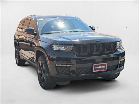 New 2025 Jeep Grand Cherokee L Limited w/ Black Appearance Package image 7