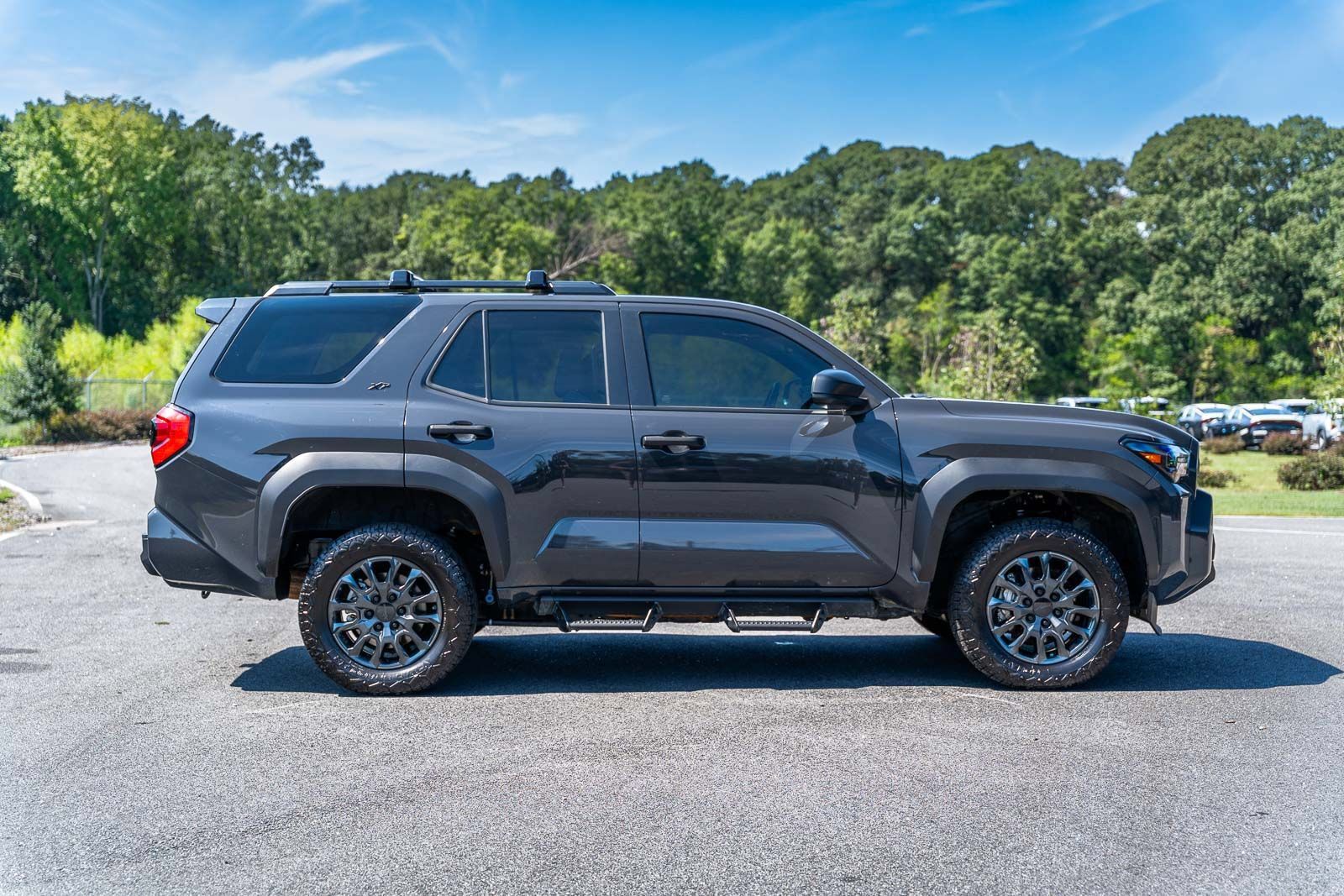 Used 2025 Toyota 4Runner SR5 AWD/4WD image 8