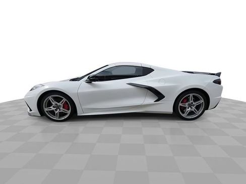 Used 2023 Chevrolet Corvette Stingray Premium Cpe w/ Z51 Performance Package RWD image 5