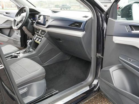 Certified 2024 Volkswagen Taos SE AWD/4WD image 20