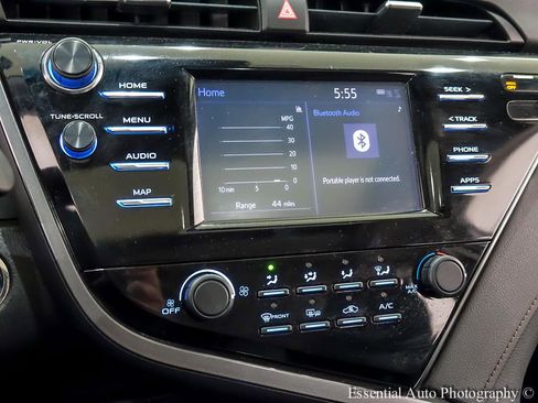 Used 2019 Toyota Camry LE w/ Convenience Package image 21