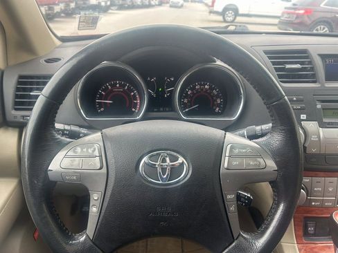 Used 2010 Toyota Highlander Limited image 27