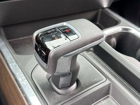 Used 2026 Chevrolet Silverado 1500 High Country w/ High Country Premium Package AWD/4WD image 20