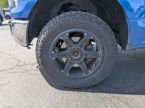 Used 2017 Ford F150 XLT w/ Equipment Group 301A Mid AWD/4WD image 13