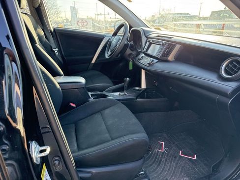 Used 2015 Toyota RAV4 XLE image 17