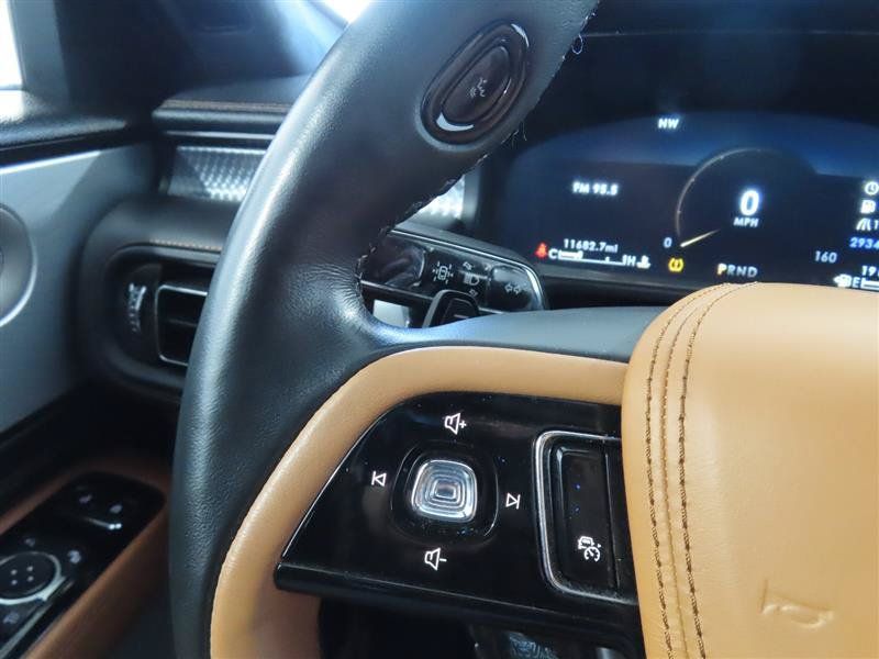Used 2023 Lincoln Aviator Black Label Grand Touring w/ Class IV Trailer Tow Package AWD/4WD image 26