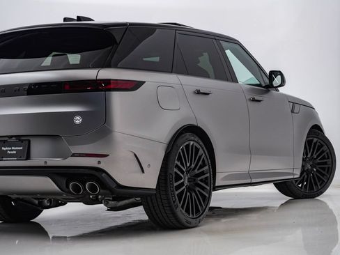 Used 2026 Land Rover Range Rover Sport SV AWD/4WD image 10