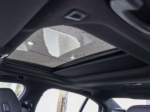 New 2026 BMW 530i image 25