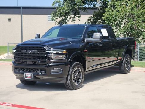 Used 2026 RAM 2500 Limited AWD/4WD image 11