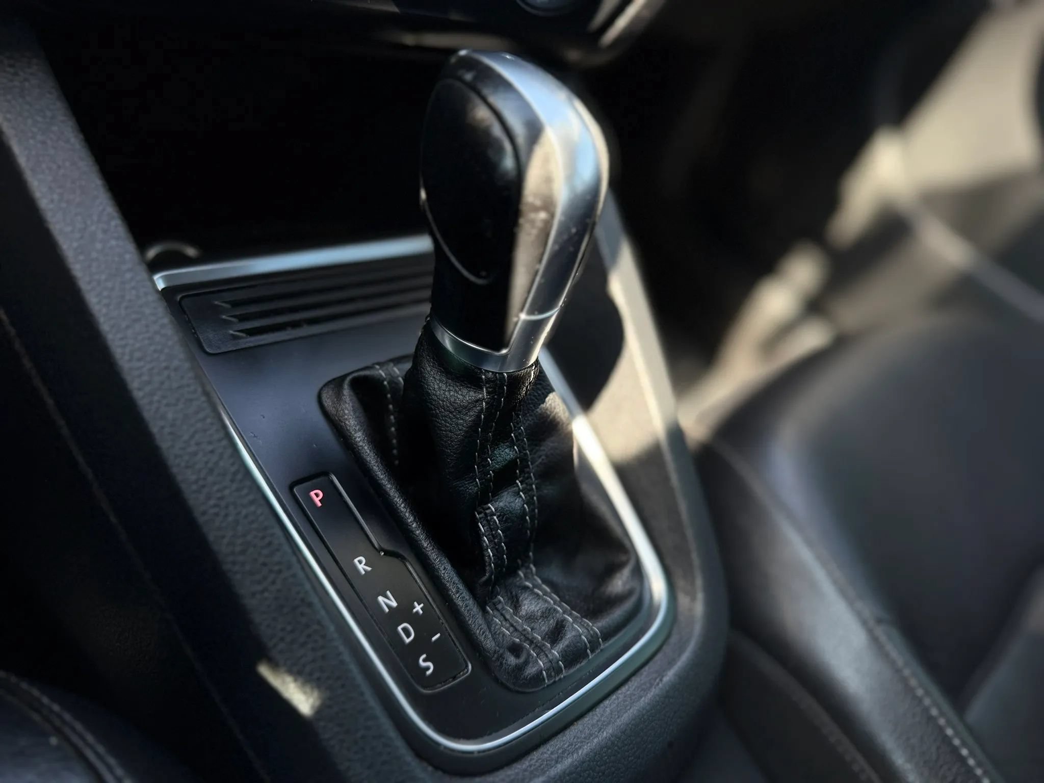 Used 2018 Volkswagen Jetta Wolfsburg Edition FWD image 13