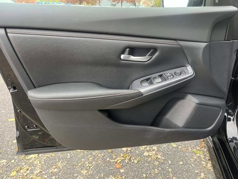 Used 2023 Nissan Sentra SR w/ Midnight Edition Package image 16