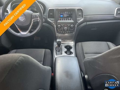 Certified 2021 Jeep Grand Cherokee Laredo w/ Security & Convenience Group AWD/4WD image 17