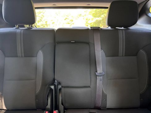 Used 2025 Chevrolet Blazer LT FWD image 39