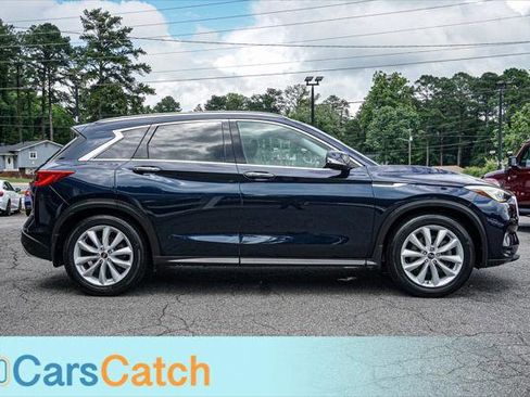 Used 2019 INFINITI QX50 Essential w/ Premium Heat Package FWD image 9