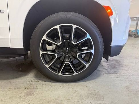 Certified 2024 Chevrolet Tahoe RST w/ Luxury Package image 33