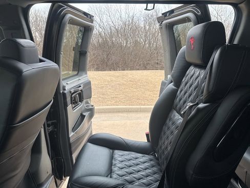 New 2025 GMC Savana 2500 Extended w/ Driver Convenience Package RWD image 56