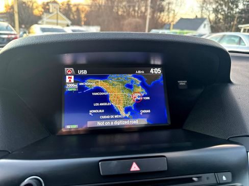 Used 2017 Acura MDX SH-AWD w/ Technology Package image 29