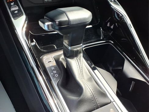 Used 2024 Kia Sorento SX Prestige image 24