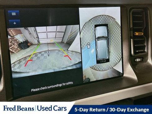 Used 2021 Ford Bronco Badlands image 16