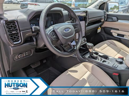 New 2025 Ford Ranger Lariat image 16
