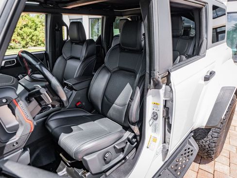 Used 2024 Ford Bronco Raptor image 18