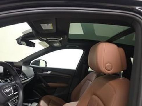 Used 2023 Audi Q5 2.0T Premium Plus w/ Premium Plus Package AWD/4WD image 4