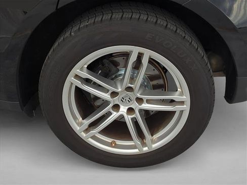 Used 2020 Porsche Macan AWD/4WD image 7
