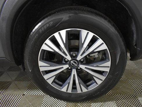 Certified 2023 Nissan Rogue SV image 39