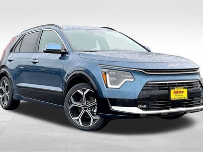 New 2025 Kia Niro SX Touring