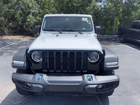 Used 2023 Jeep Wrangler Unlimited w/ Convenience Group image 2