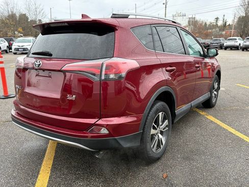Used 2018 Toyota RAV4 XLE image 6