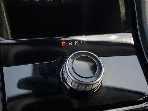 Certified 2022 Jeep Grand Cherokee L Limited RWD image 38