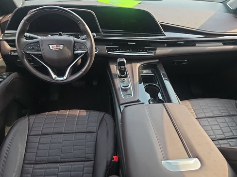 Certified 2023 Cadillac Escalade ESV Premium Luxury Platinum w/ LPO, Radiant Package AWD/4WD image 12