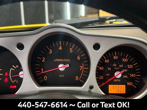 Used 2005 Nissan 350Z Touring w/ (K96) Aerodynamics Pkg image 23