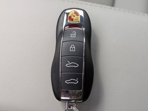 Used 2024 Porsche 718 Boxster S RWD image 26