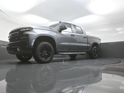 Used 2019 Chevrolet Silverado 1500 LT Trail Boss AWD/4WD image 11