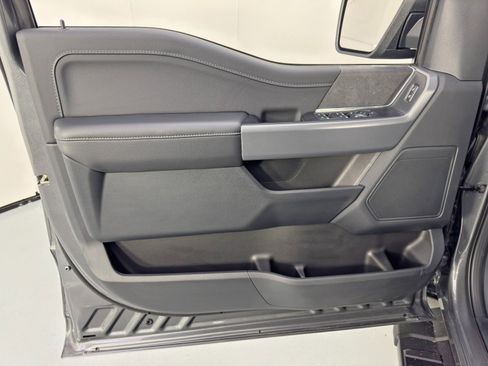 Used 2025 Ford F150 XLT w/ Equipment Group 301A Standard image 42