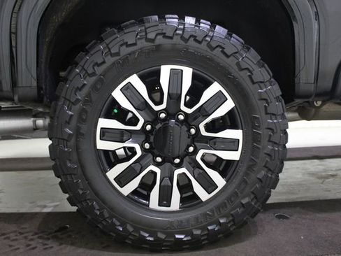 Used 2025 GMC Sierra 2500 Denali Ultimate AWD/4WD image 33