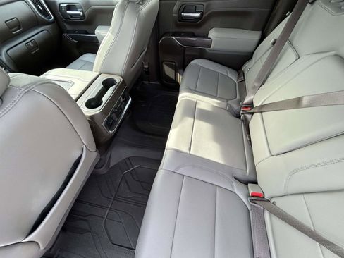 Used 2019 Chevrolet Silverado 1500 LTZ image 11