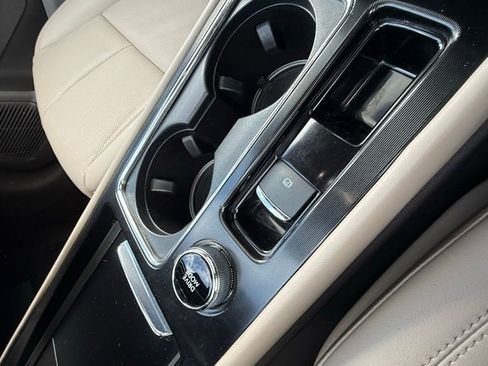 Used 2022 Lincoln Corsair Reserve w/ Equipment Group 201A image 23