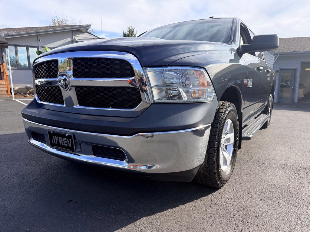 Used 2015 RAM 1500 ST w/ SXT Appearance Group AWD/4WD image 10