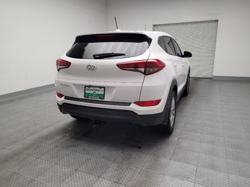 Used 2017 Hyundai Tucson SE image 7