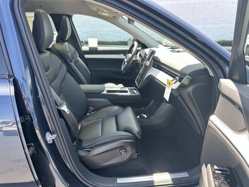 New 2026 Volvo EX90 Ultra AWD/4WD image 21