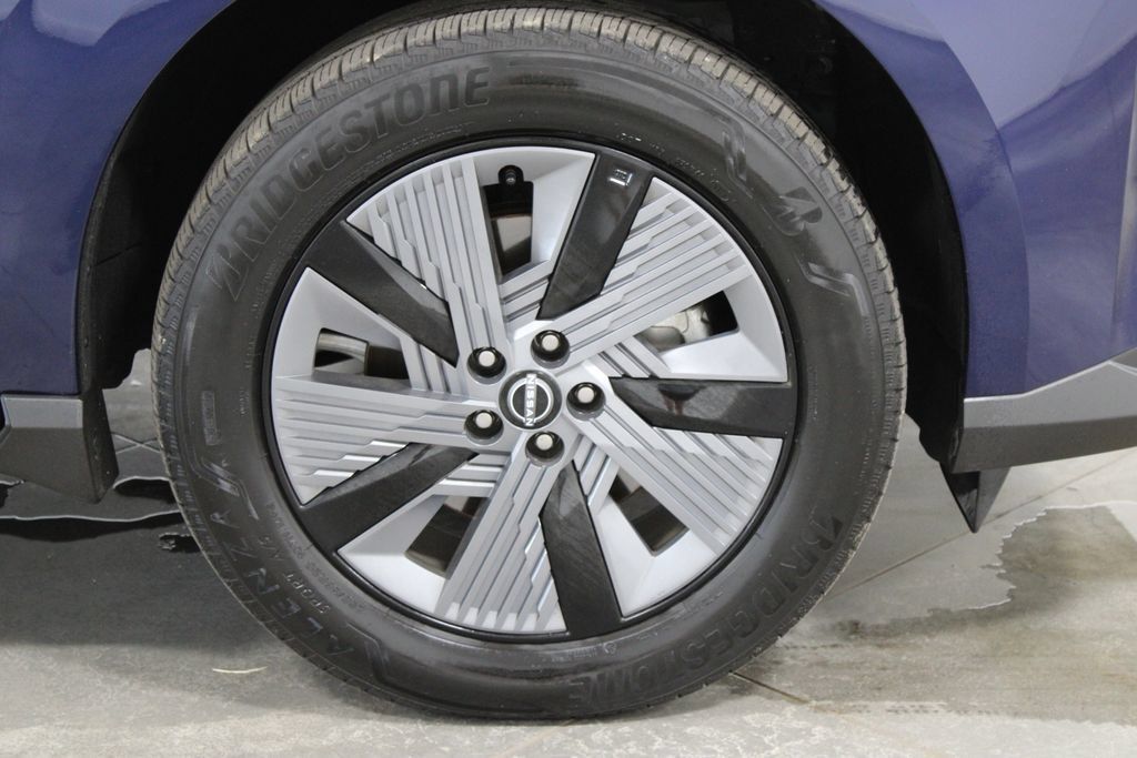 Used 2025 Nissan Murano SL w/ Cargo Package AWD/4WD image 14