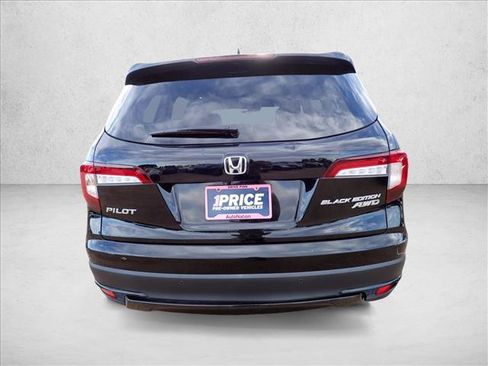 Used 2020 Honda Pilot Black Edition image 2