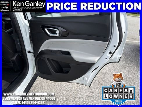 Used 2023 Jeep Compass Limited image 22