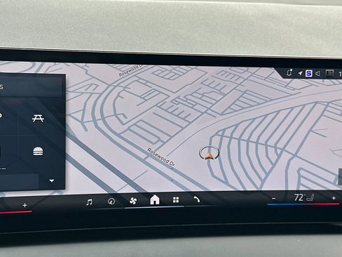 Used 2025 BMW X3 xDrive30i w/ Premium Package image 25