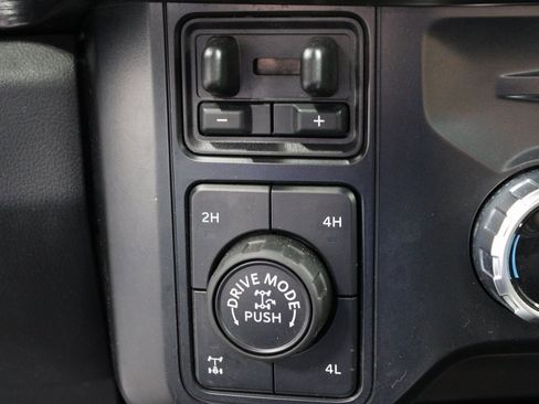 Used 2023 Ford F250 Lariat w/ Lariat Ultimate Package image 67