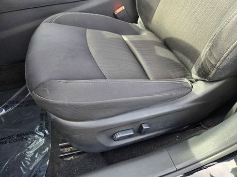 Used 2024 Nissan Altima 2.5 SV image 11