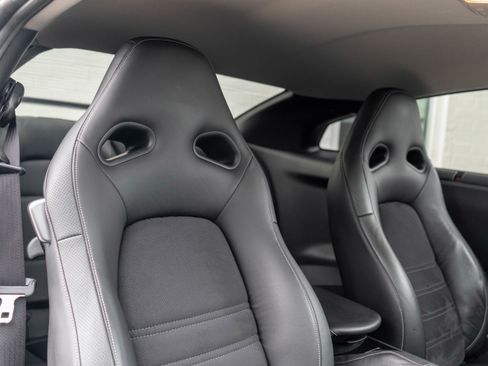 Used 2014 Nissan GT-R Premium image 28